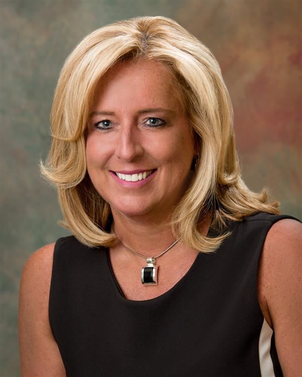  Dina Wilson